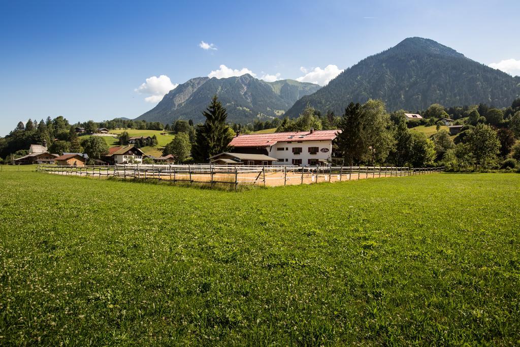 Der Landhof Lägenhet Oberstdorf Exteriör bild